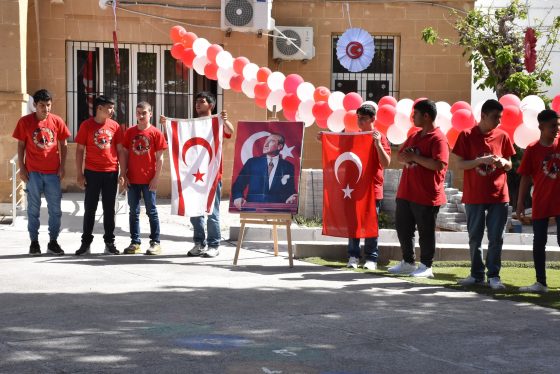 Girne Özel Eğitim Okulu öğrencilerinden 23 Nisan coşkusu